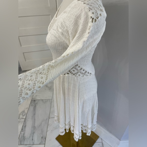 Free People, XS, women’s crochet and knit flared long sleeve boho mini dress EUC - Picture 2 of 11